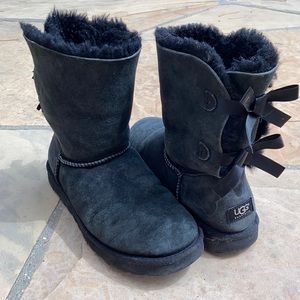 UGG Bailey Bow Boot - Black Size 11